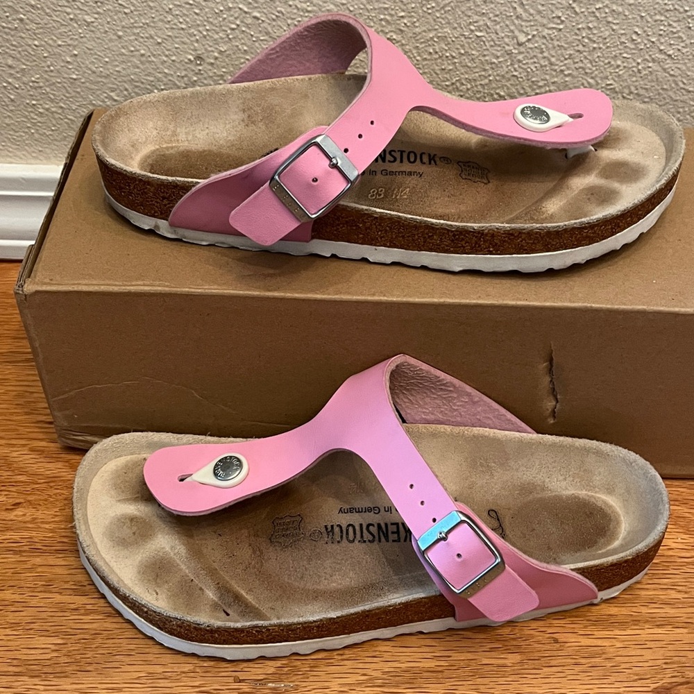 Birkenstock Gizeh Women's Sandals in Pink